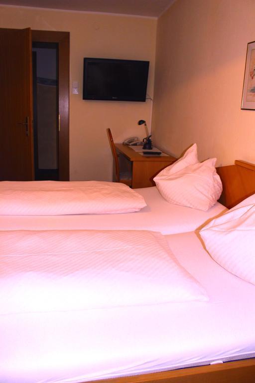 Gasthof-Hotel Winkler Muhldorf  Екстер'єр фото