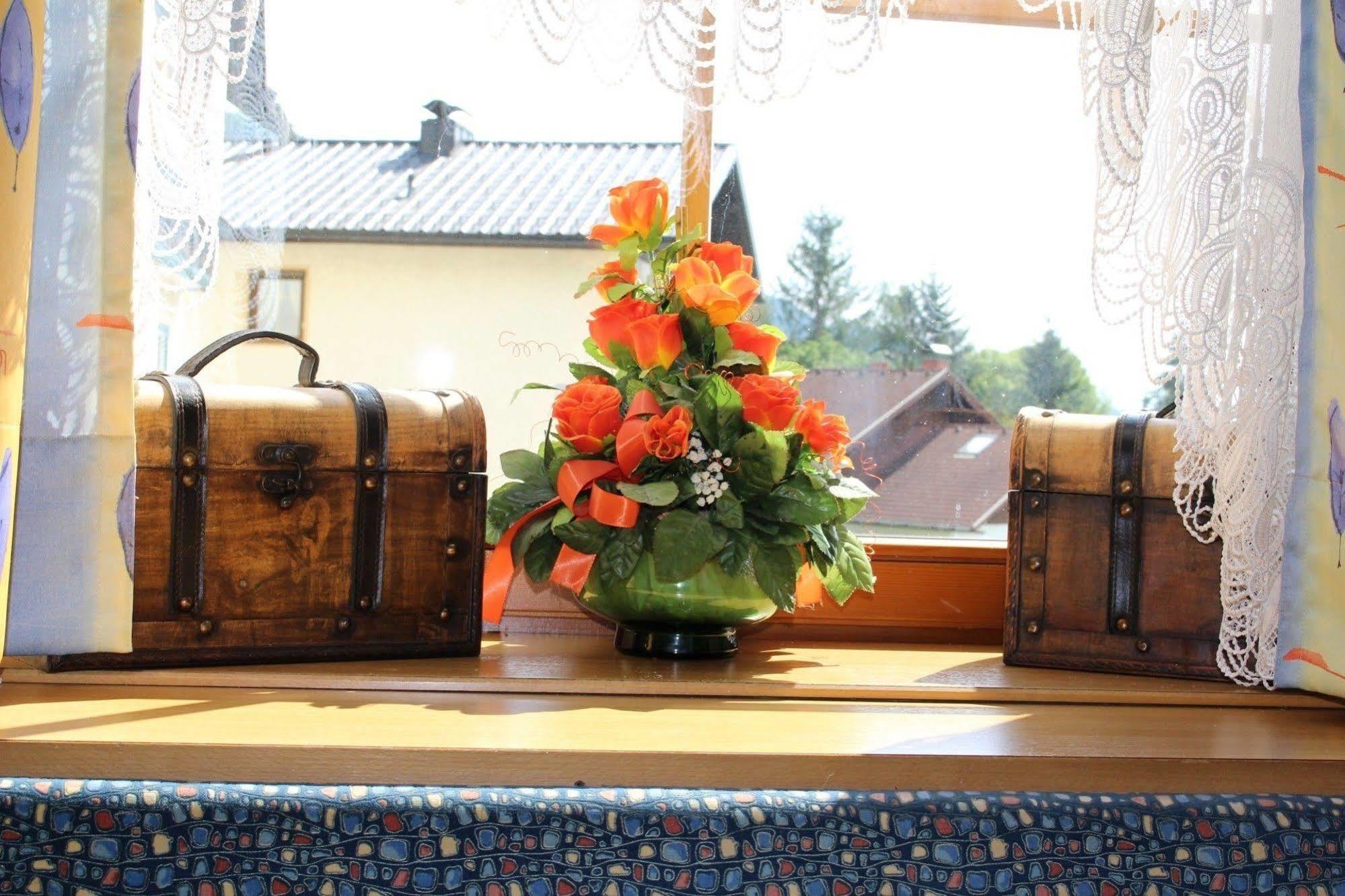 Gasthof-Hotel Winkler Muhldorf  Екстер'єр фото