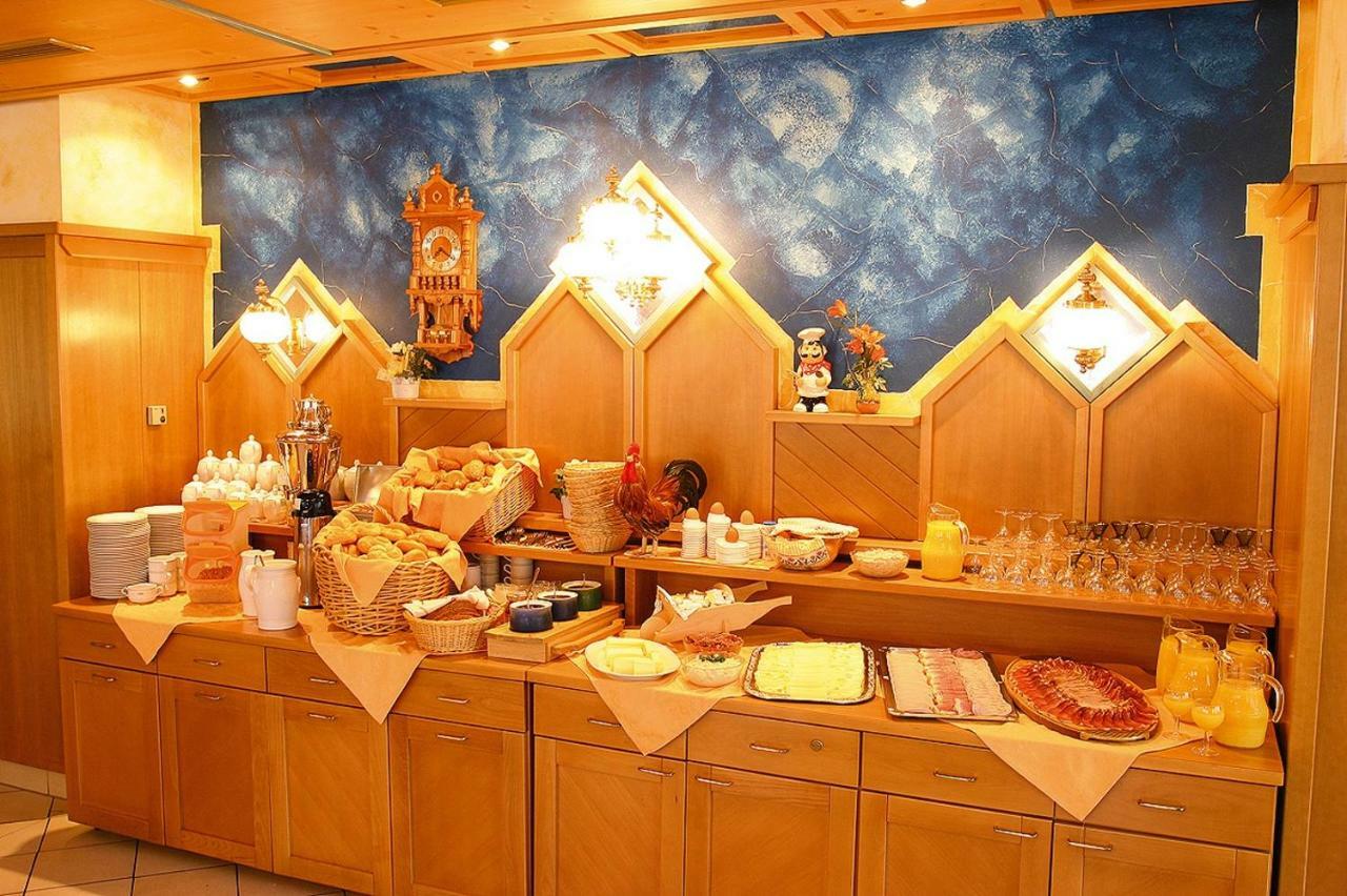 Gasthof-Hotel Winkler Muhldorf  Екстер'єр фото